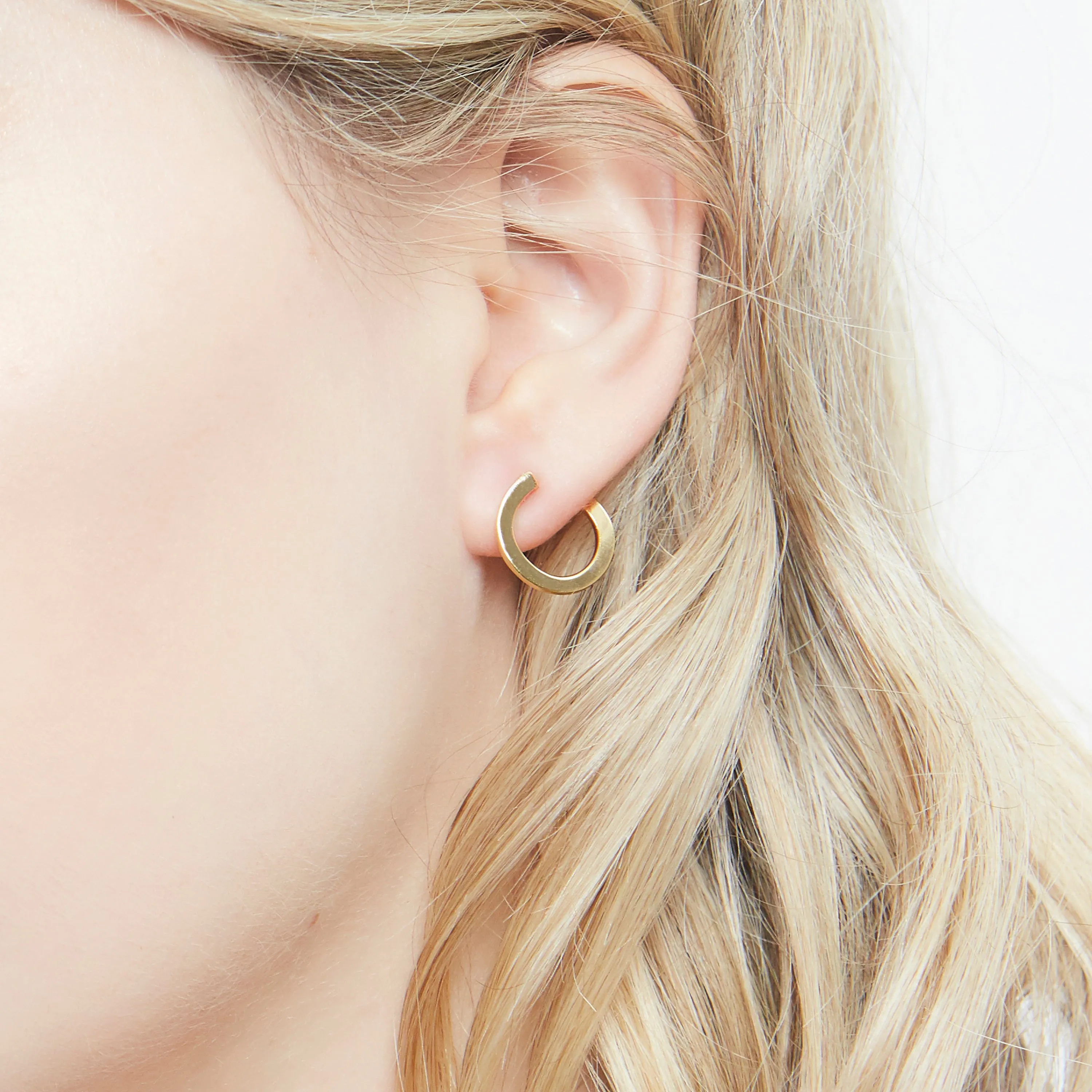 Audrey illusion earrings (gold or silver)