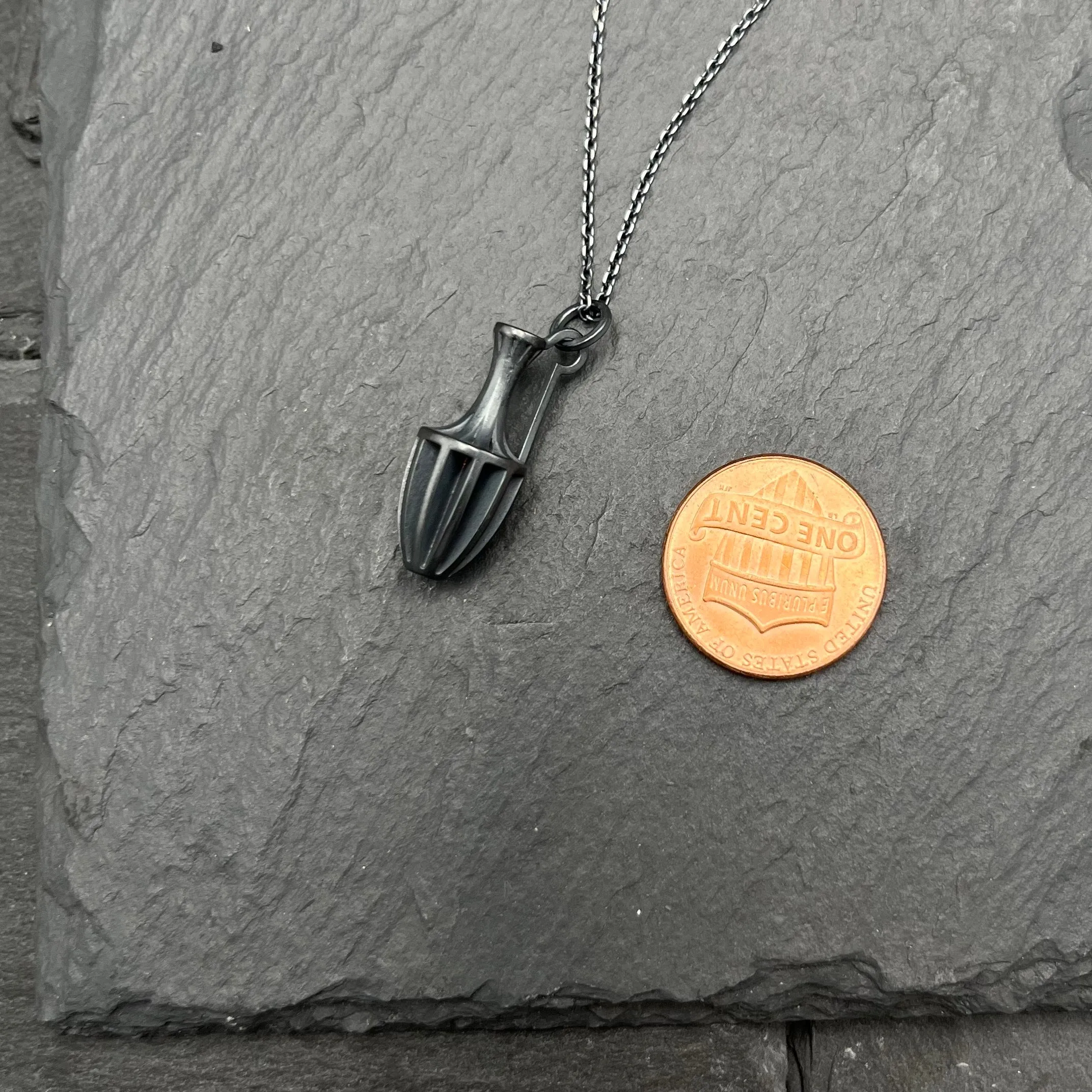 Axios Vessel Pendant