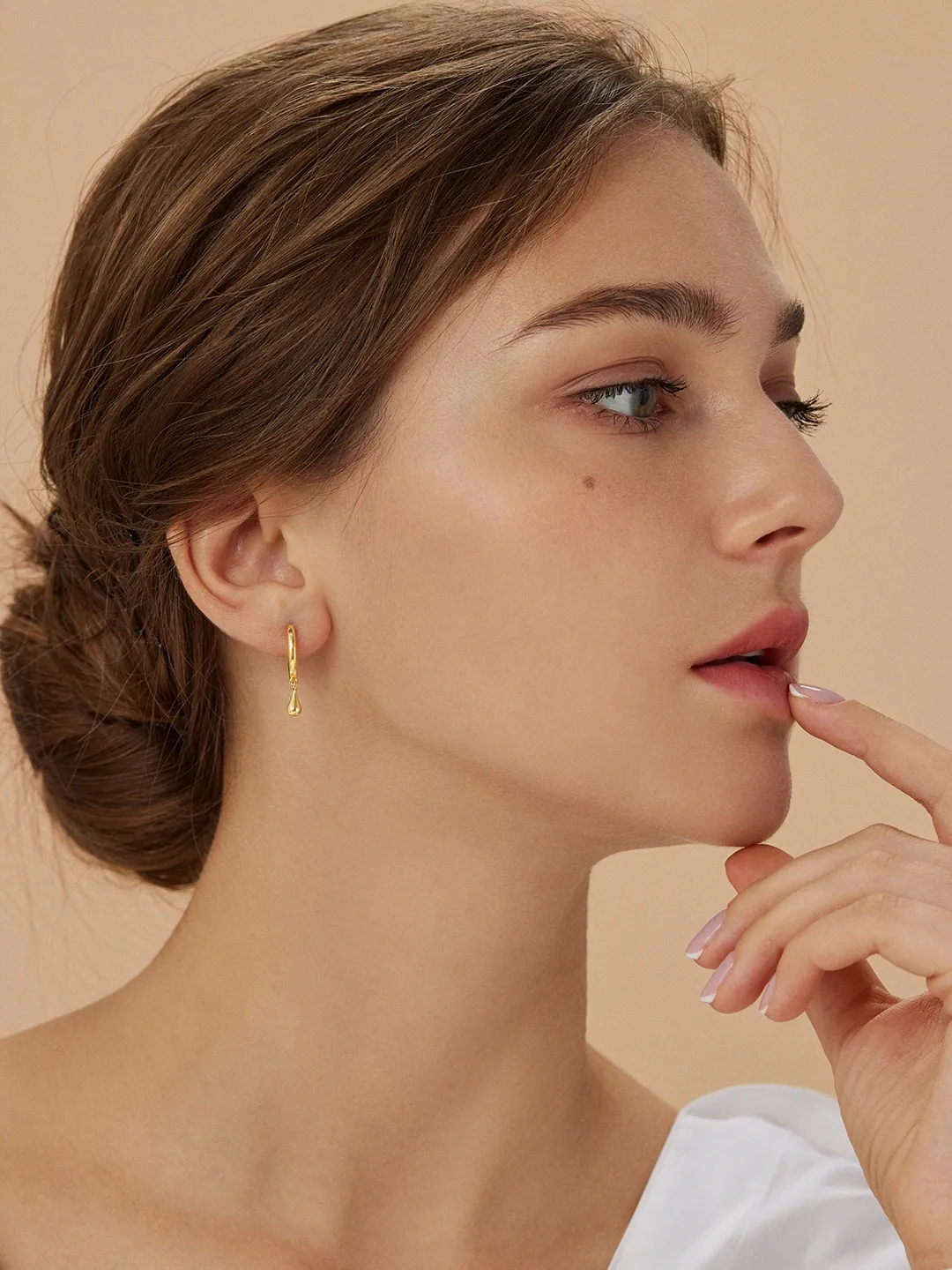 Gold Teardrop Drops